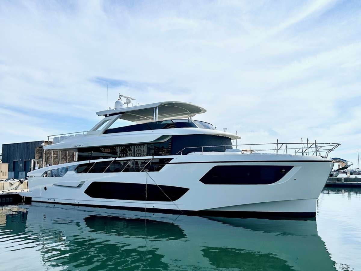 103 Motor yacht SEMELA.jpg