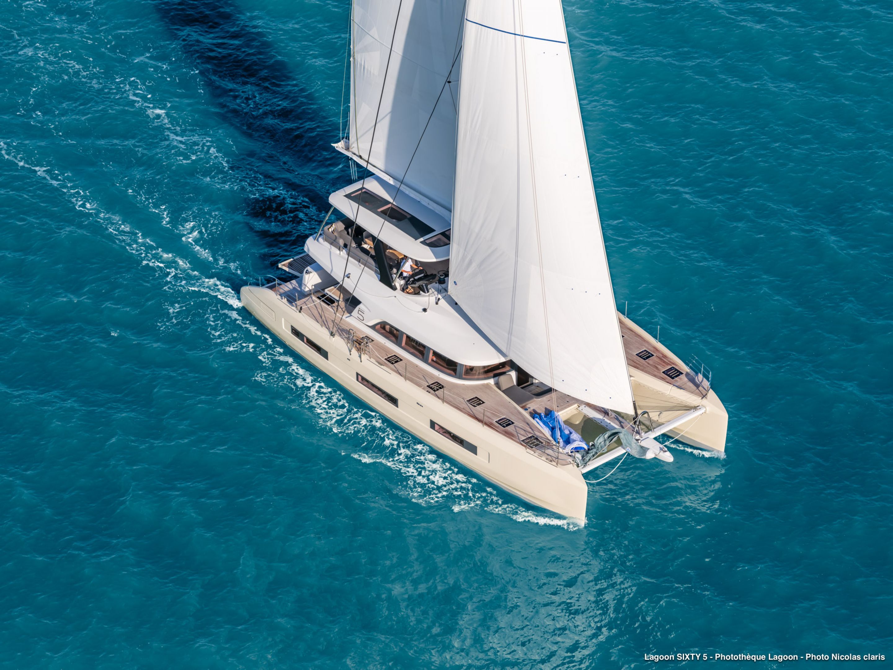 103 Sailing yacht REVE BLEU (sistership).jpg