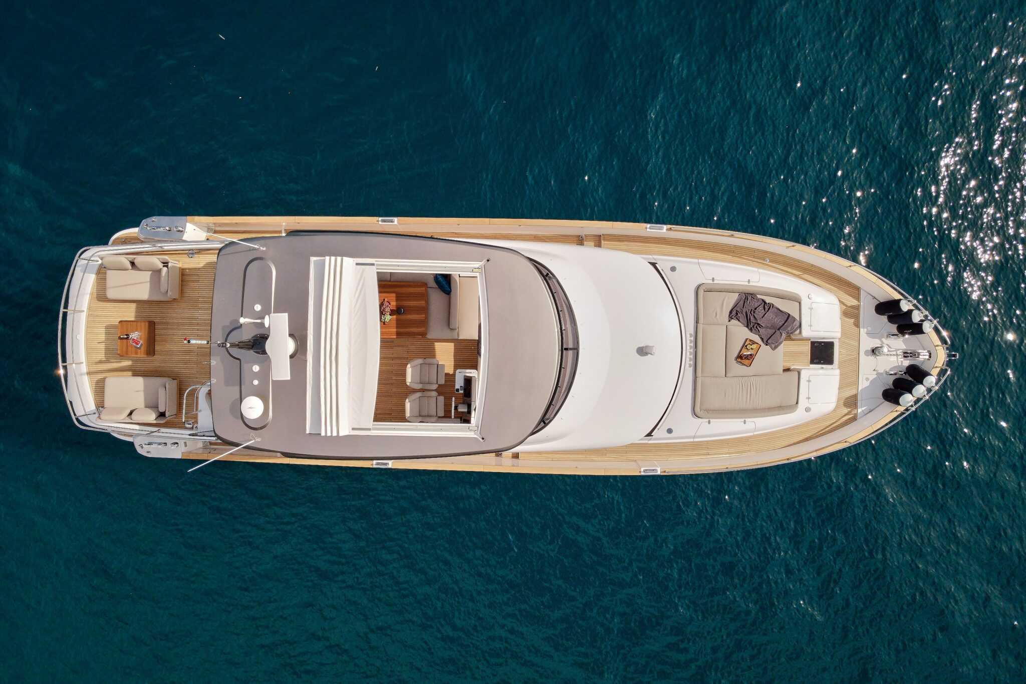 103 Superyacht AMPARITO V.jpg