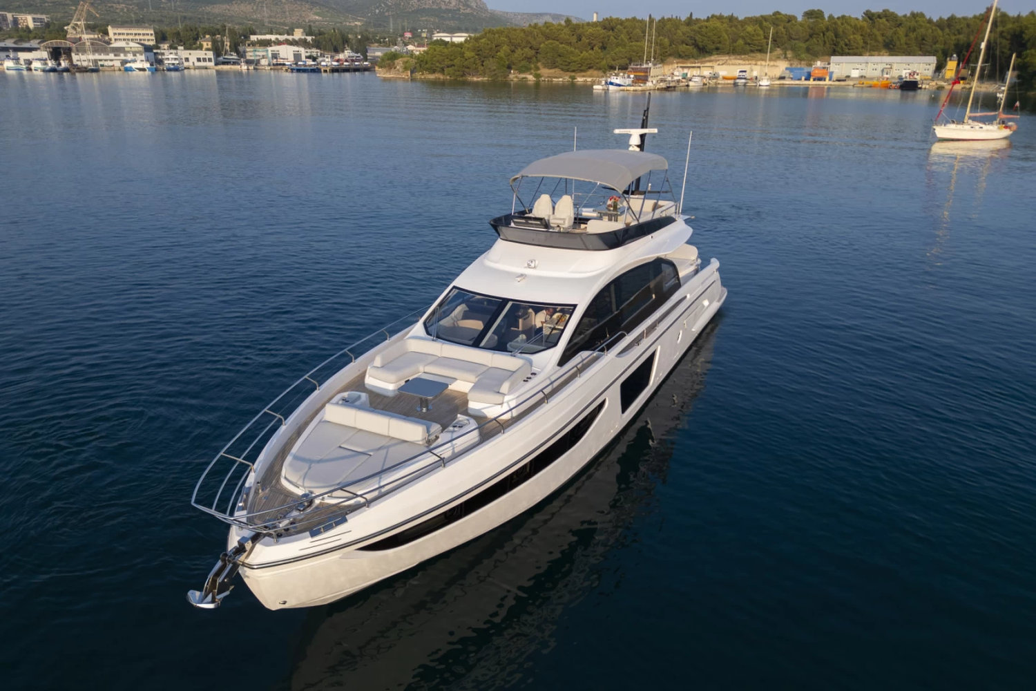 103 Superyacht FELICITA 14.jpg