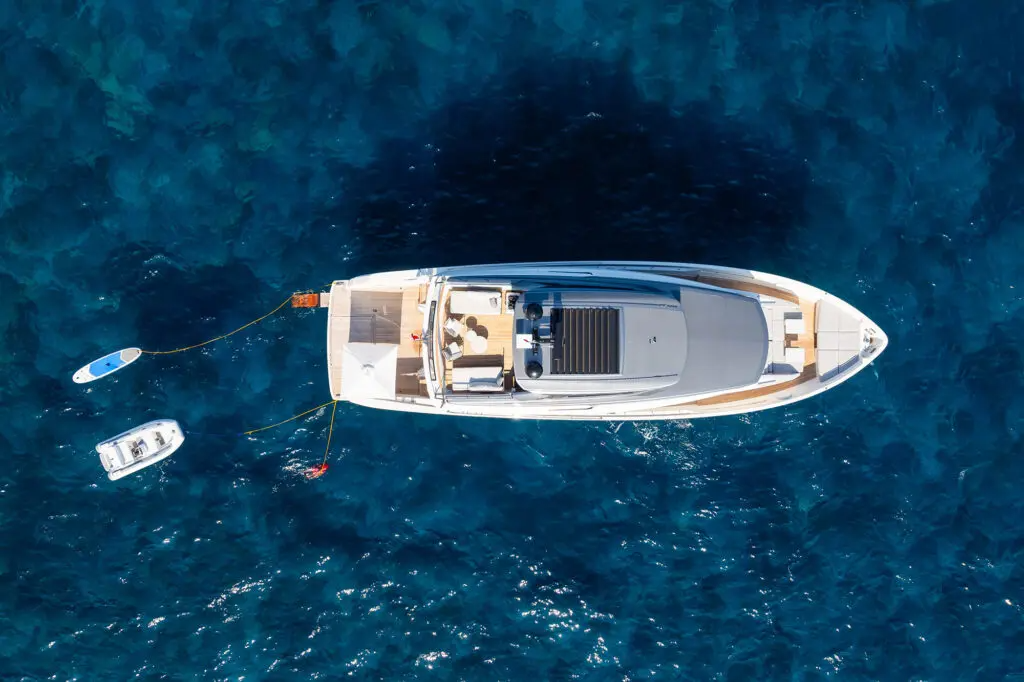 103 Superyacht FITLINE.png