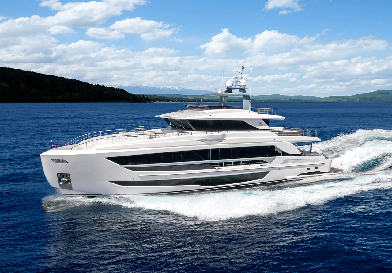 103 Superyacht FREEDOM.jpg