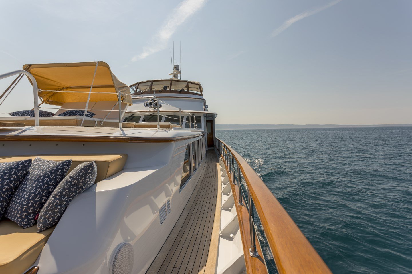 2.1 Classic yacht style - large.jpg