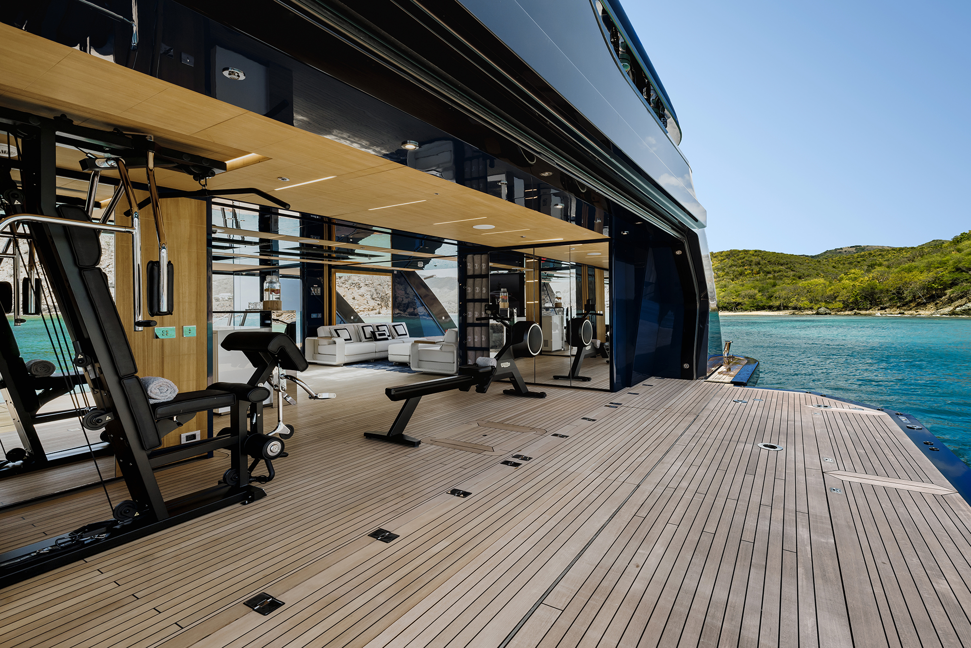2.10 Beach club gym and fold out balcony.jpg