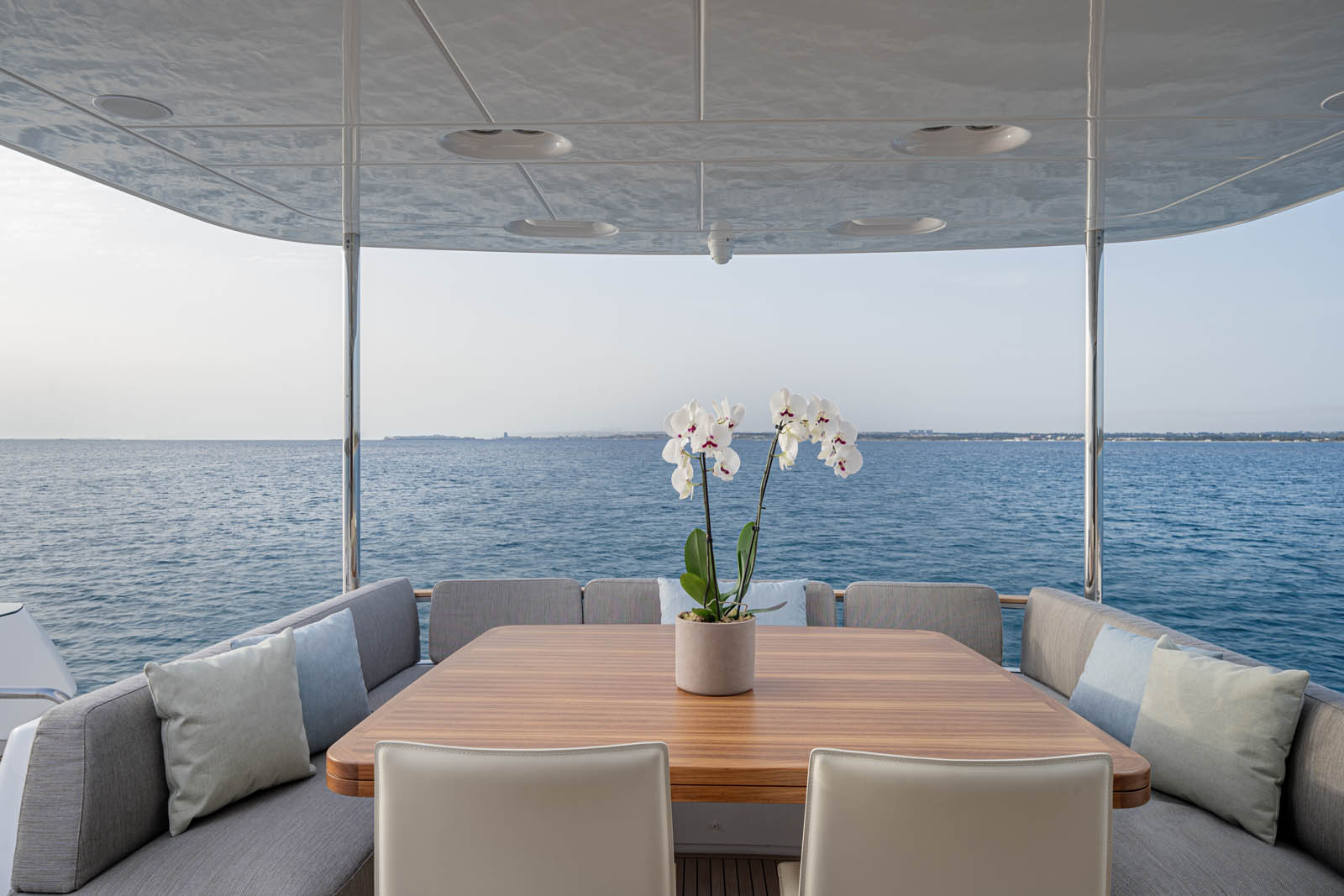 2.6 Aft deck by day.jpg
