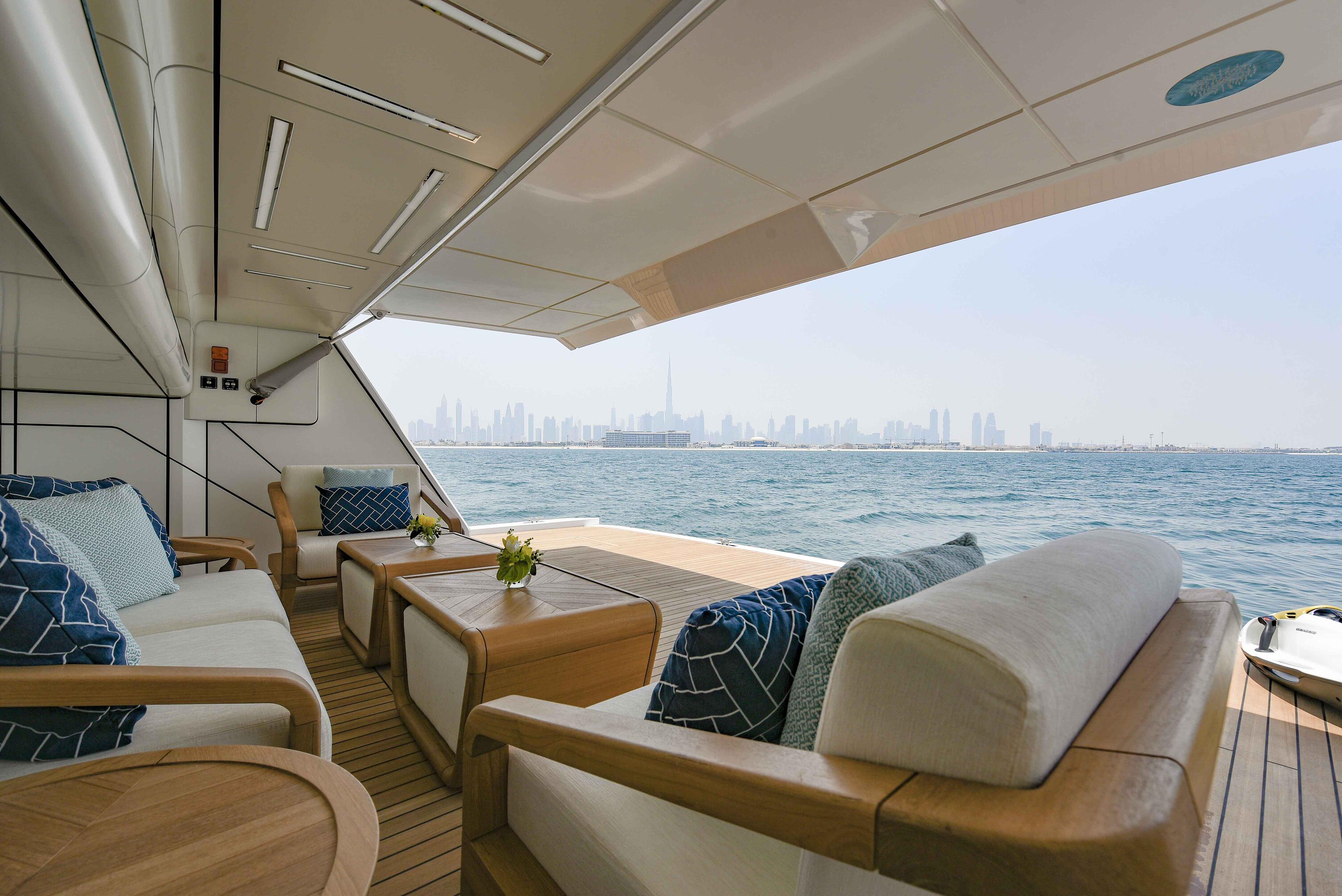 2.9 Beach Club luxury.jpg