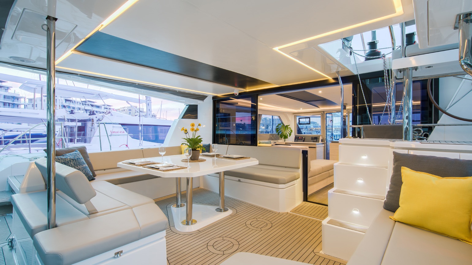 201 Aft cockpit on board luxury yacht WINDSEA.jpg
