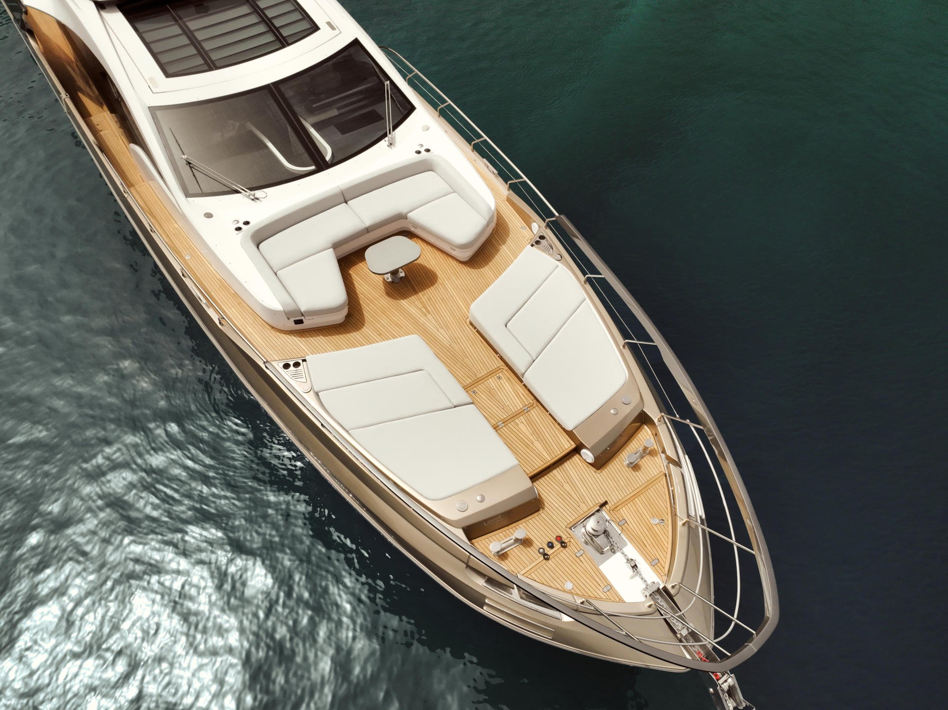 202 Aerial view of foredeck.jpg