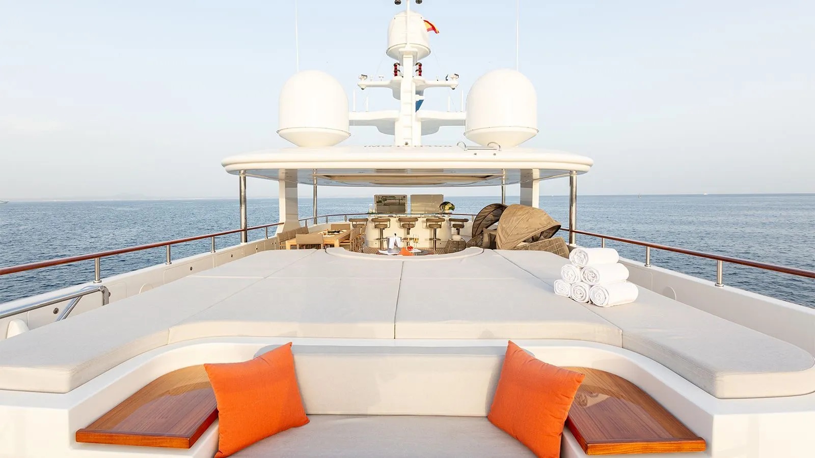 202 Sun deck sun pads.jpg