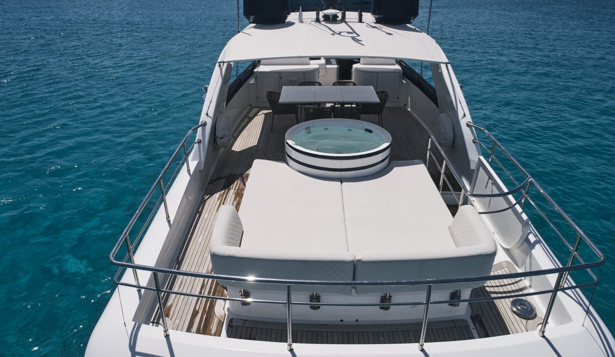 202 Sun deck sunpads and jacuzzi.jpg