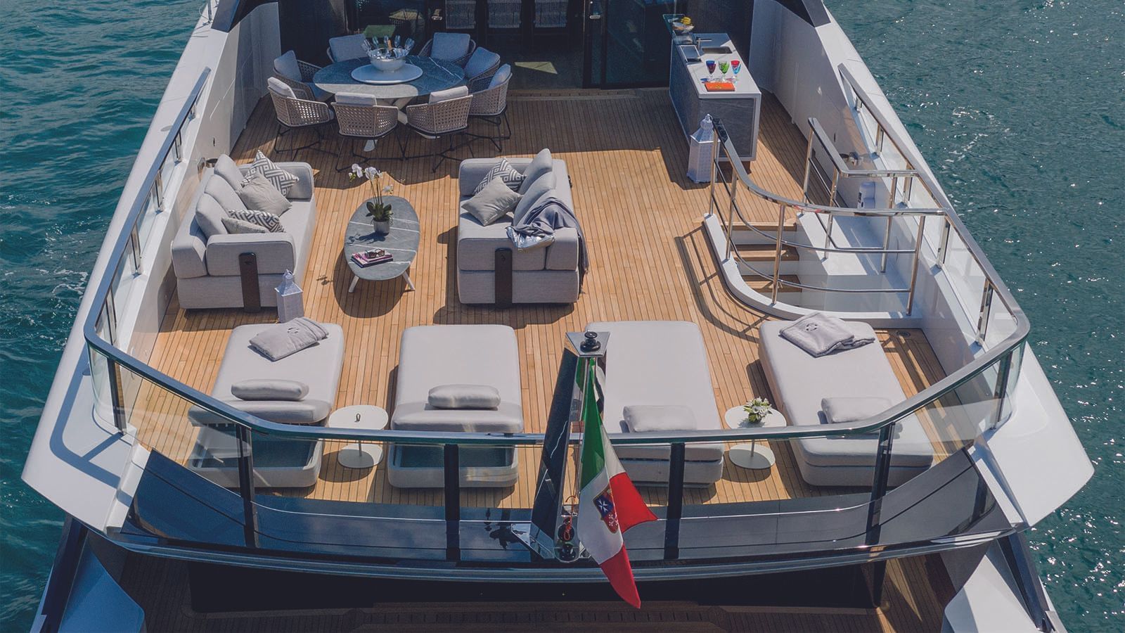 203 Ariel view of Fly deck.jpg
