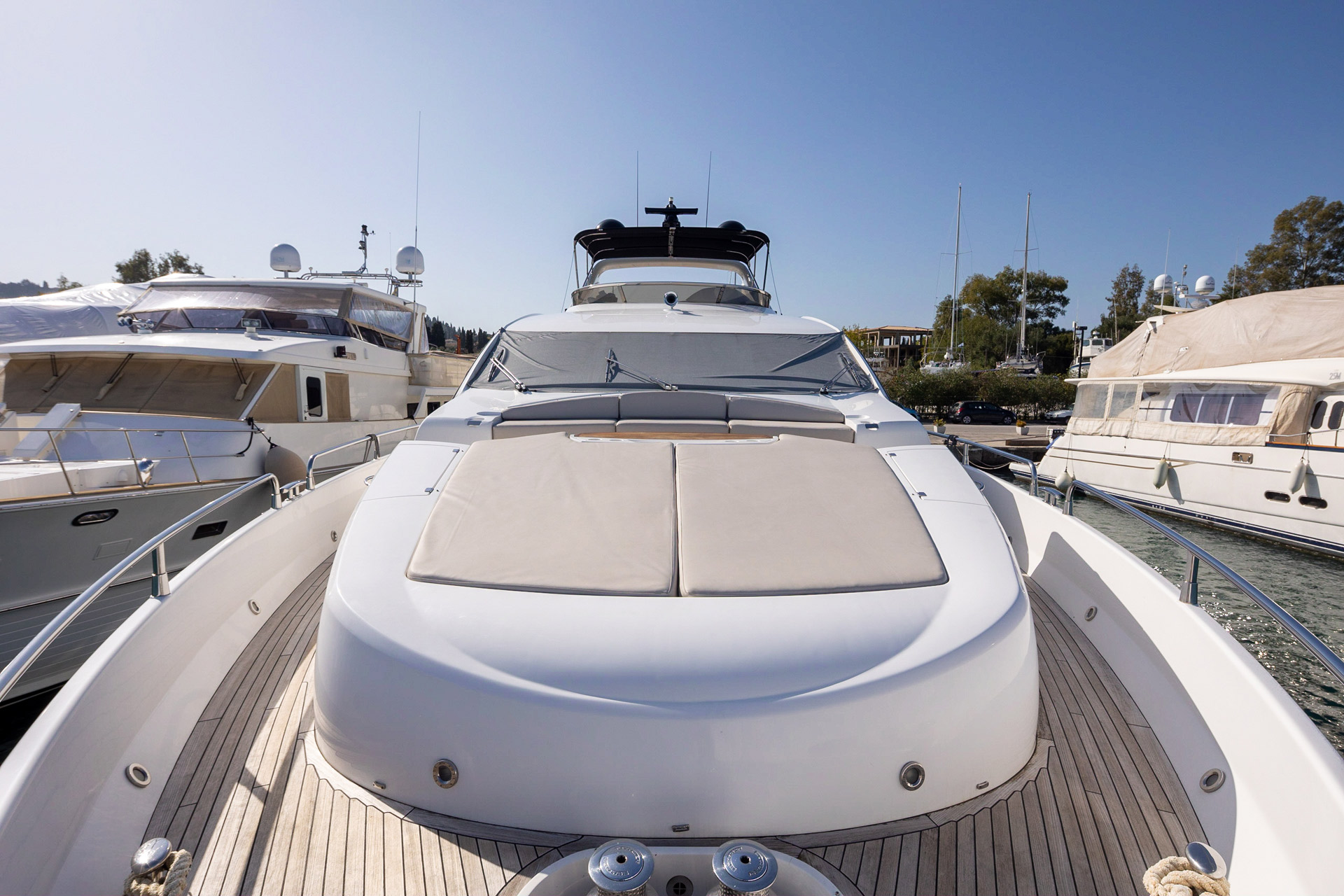 203 Foredeck sun pads.jpg