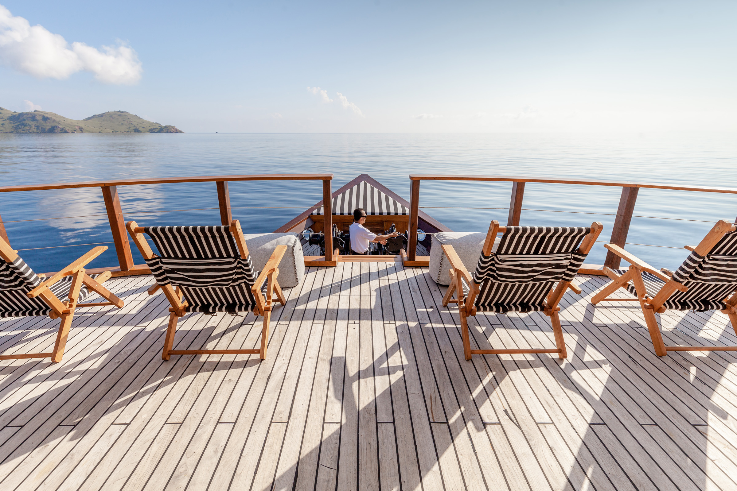 203 Forward terrace views.jpg