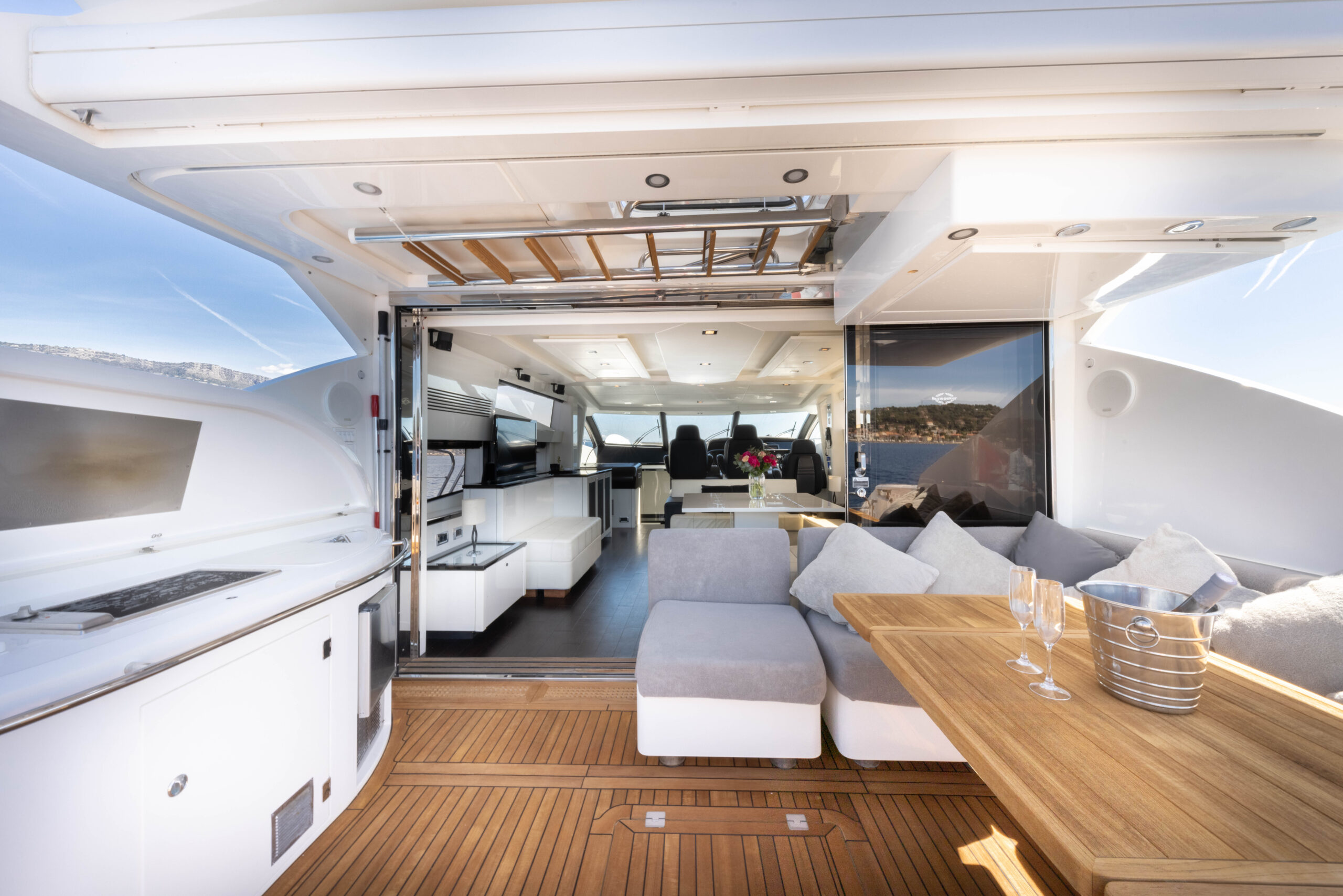 203 Main deck aft through to main salon.jpg