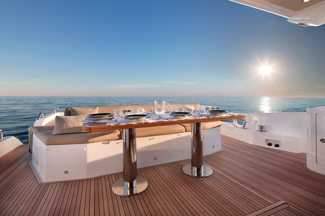 203 Main deck aft view aft.jpg