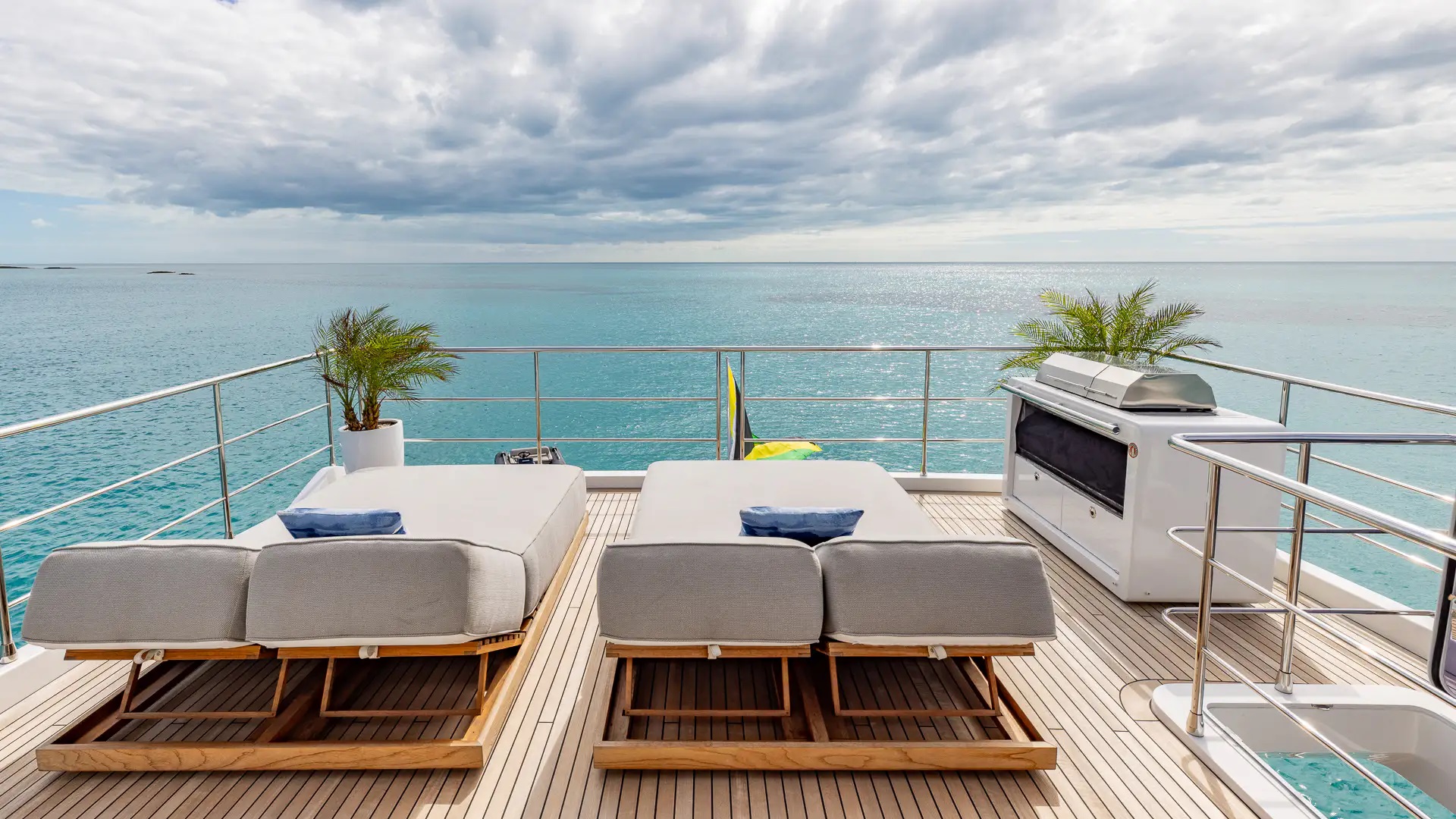 203 Plush sun beds.jpg