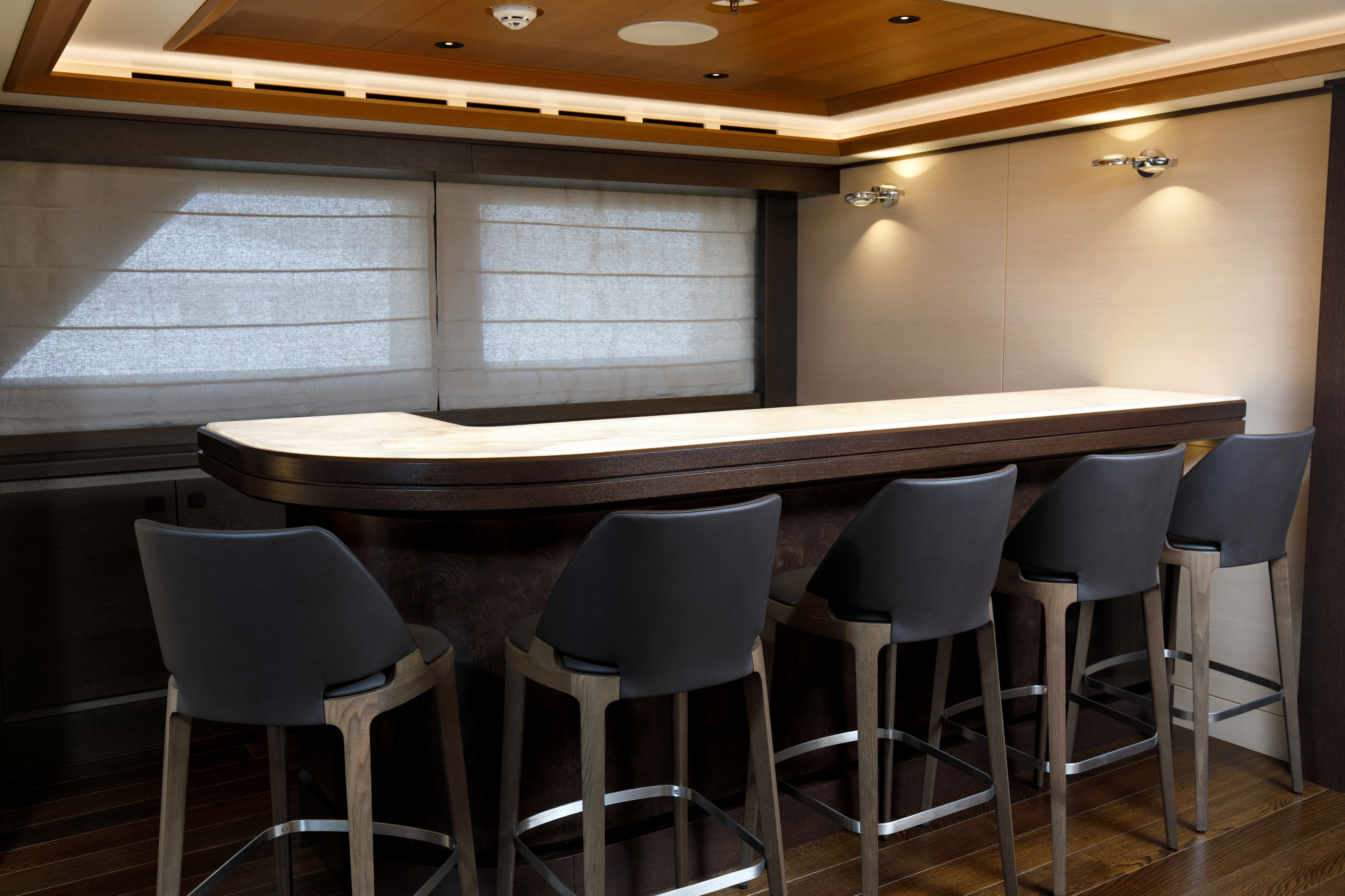203 Sky lounge bar Robert Matic.jpg