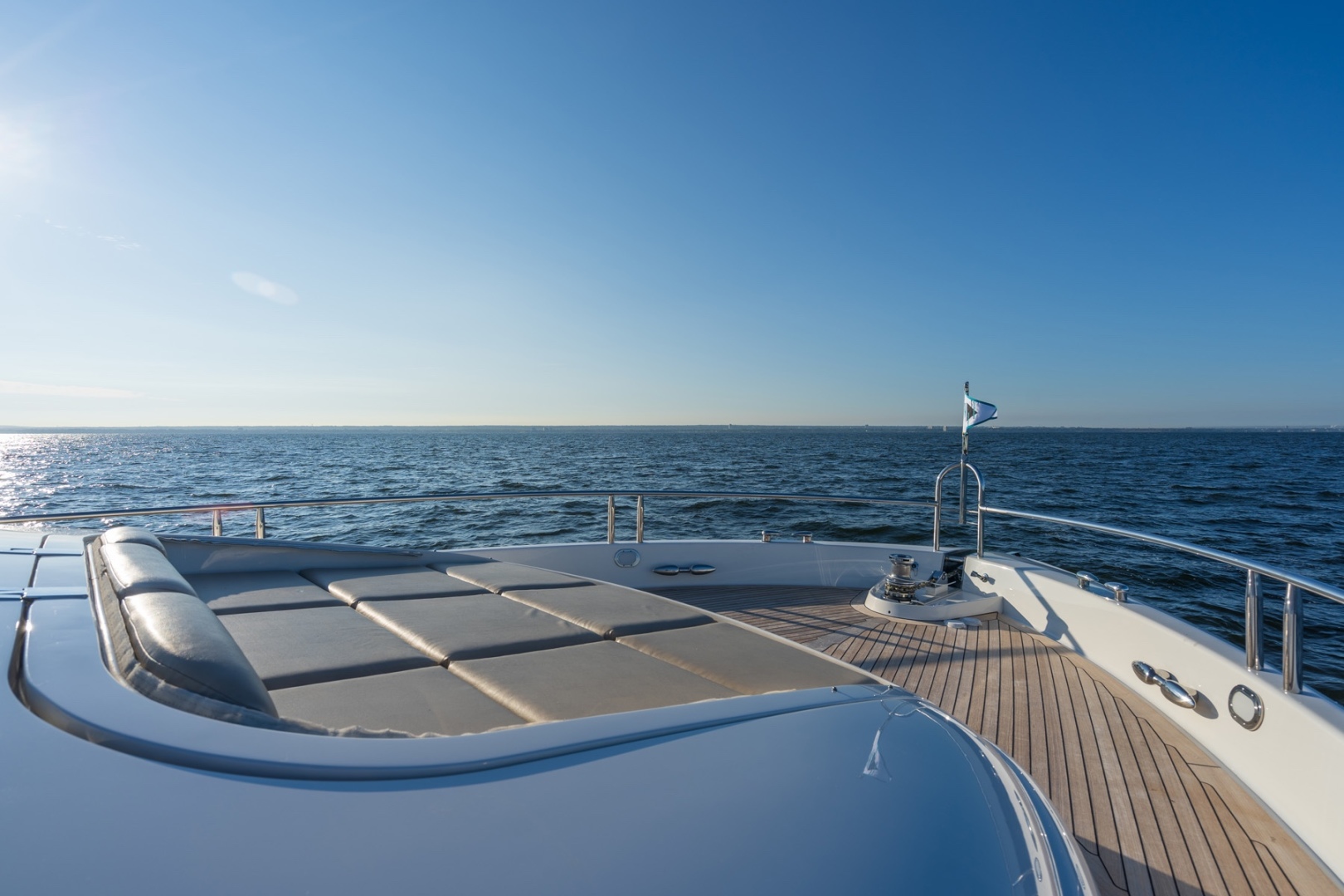 204 Foredeck sun pads.jpg