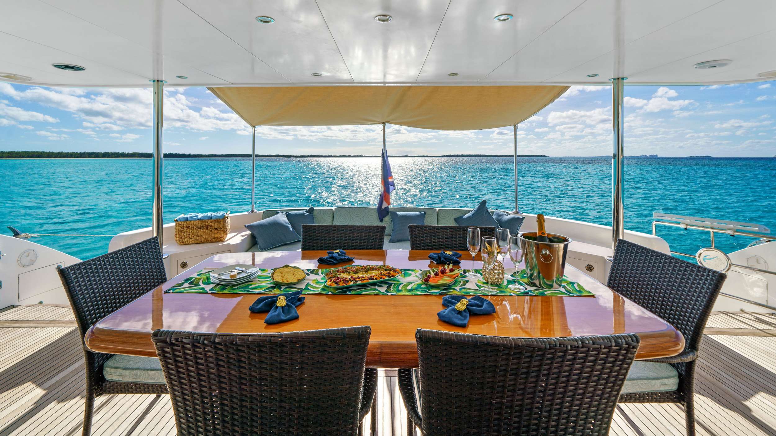 204 Motor Catamaran INDIGO Main Deck Aft.jpg
