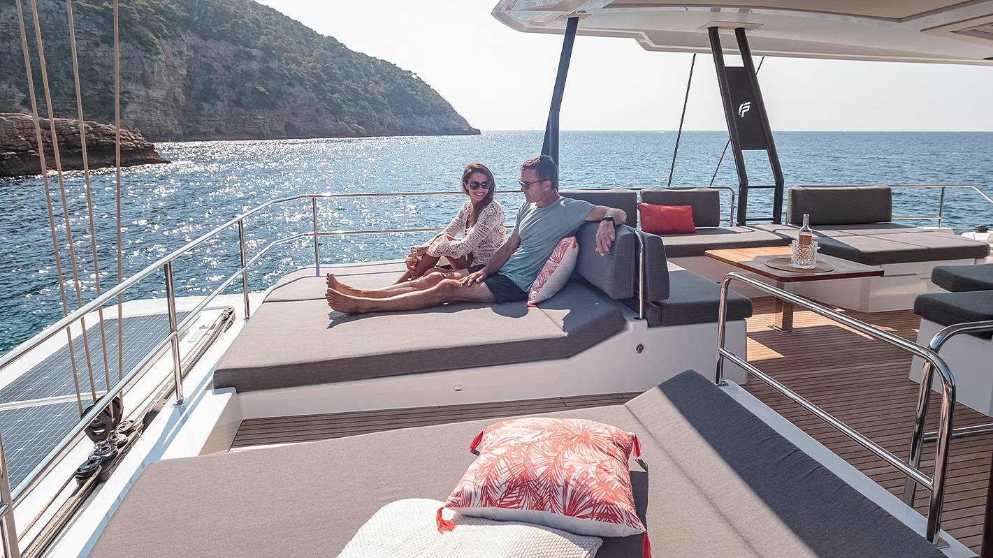 204 Sun deck sun pads.jpg