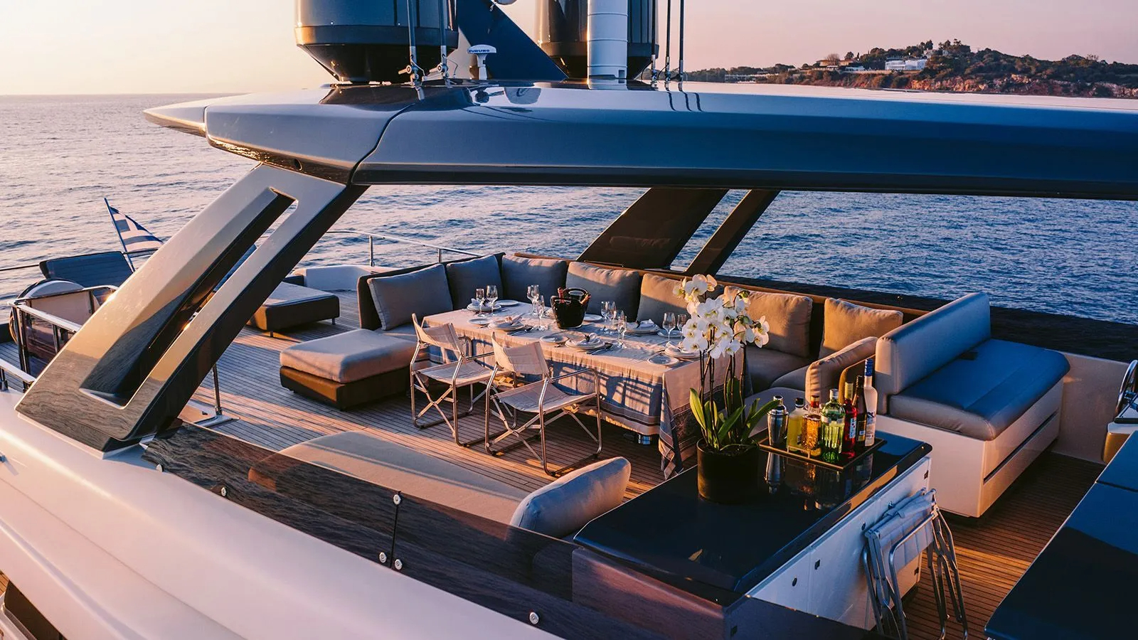 206 Sun deck at sun down.jpg