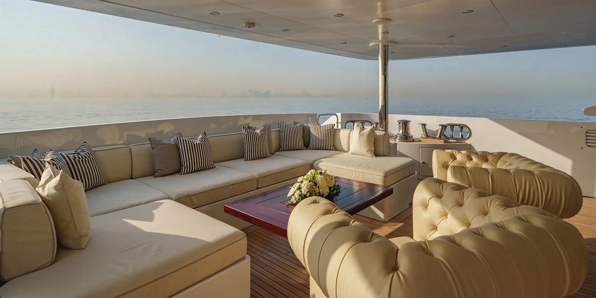208 Main deck aft lounge.jpg