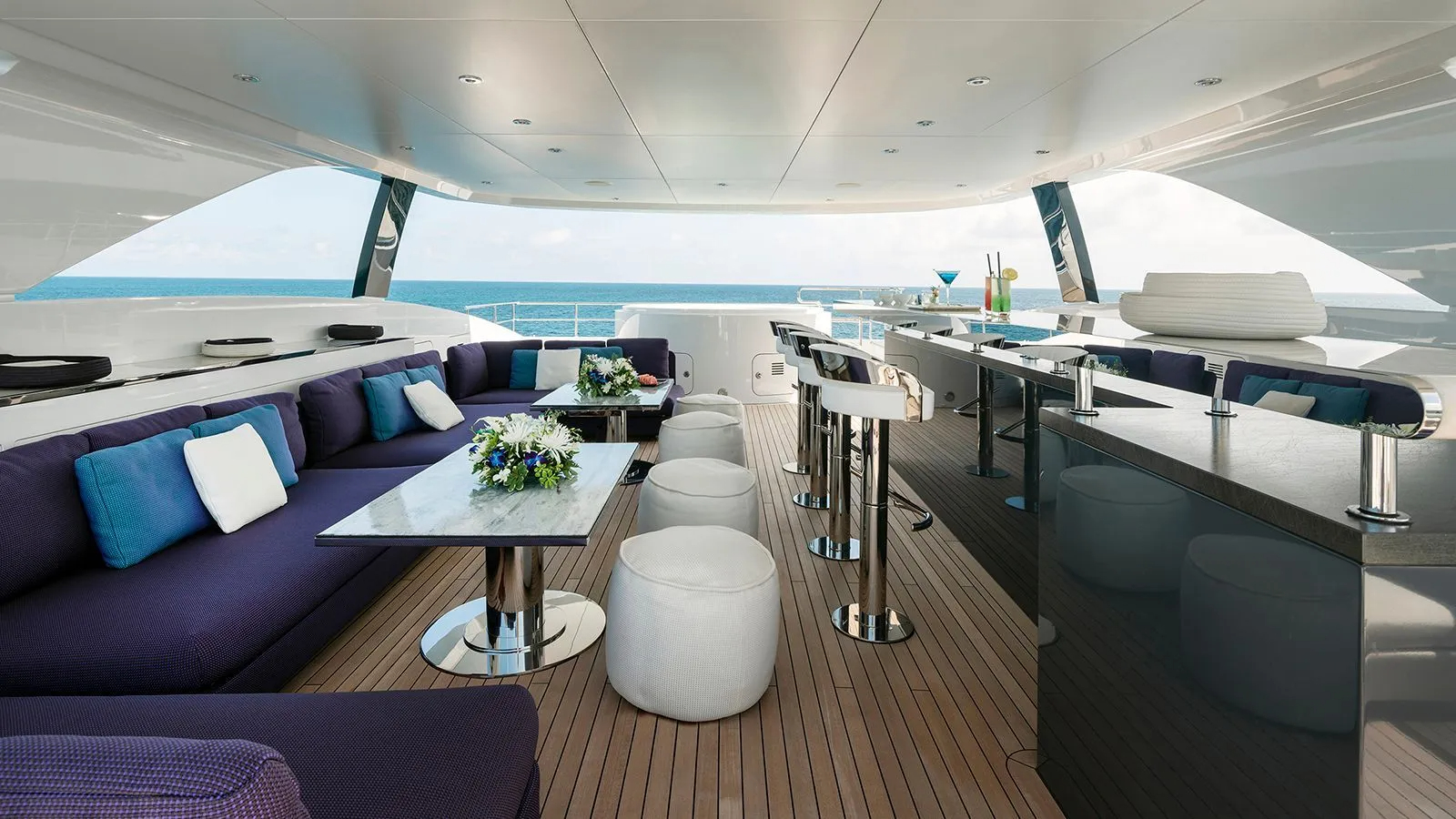 209 Sociable sun deck.jpg
