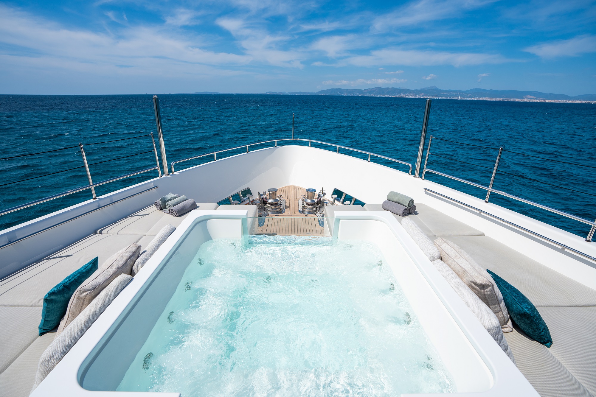 211 Jacuzzi at Bow.jpg