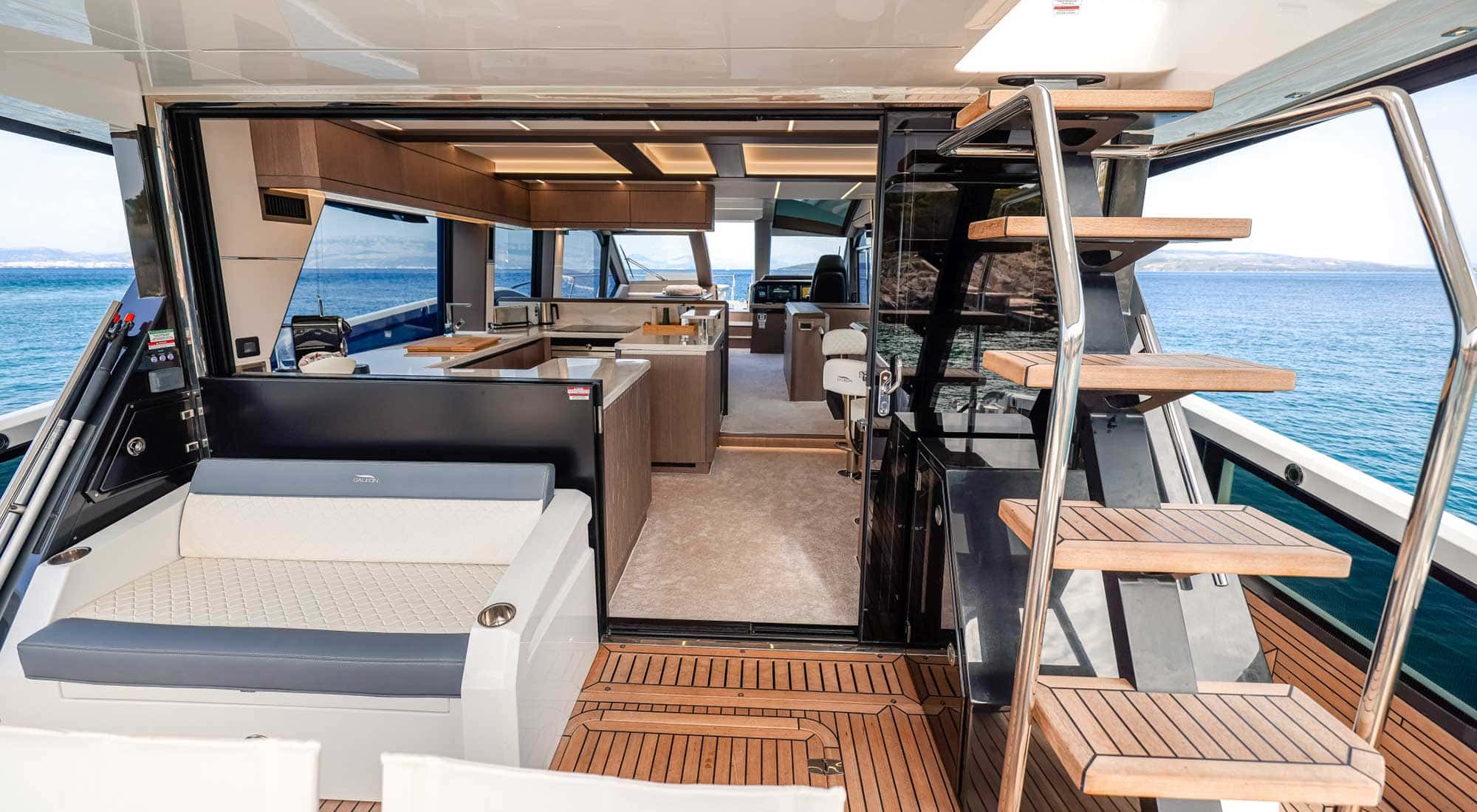 212 View into the main salon from the aft deck.jpg