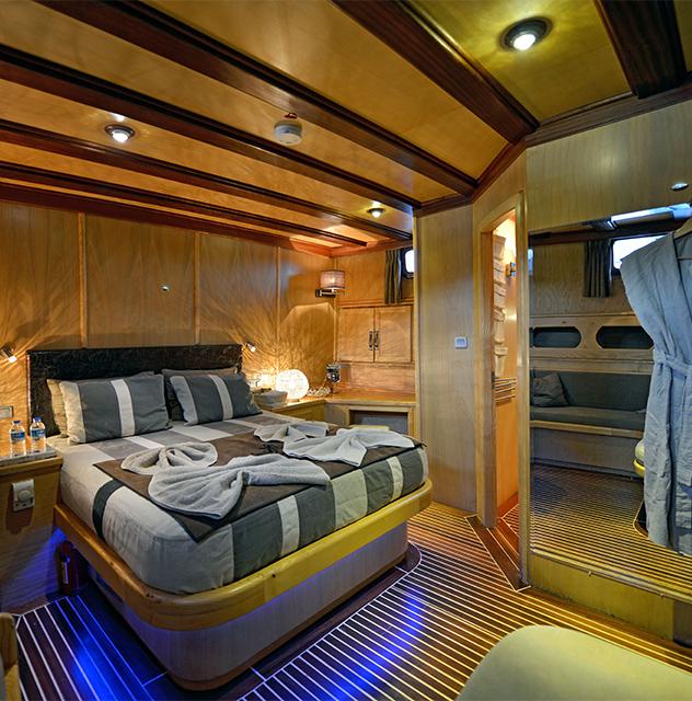 3.4 Luxuriate in the master cabin.jpg