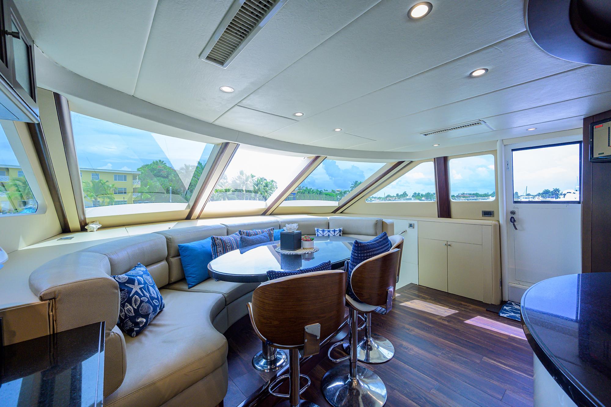 3.8 Galley dinette.jpg