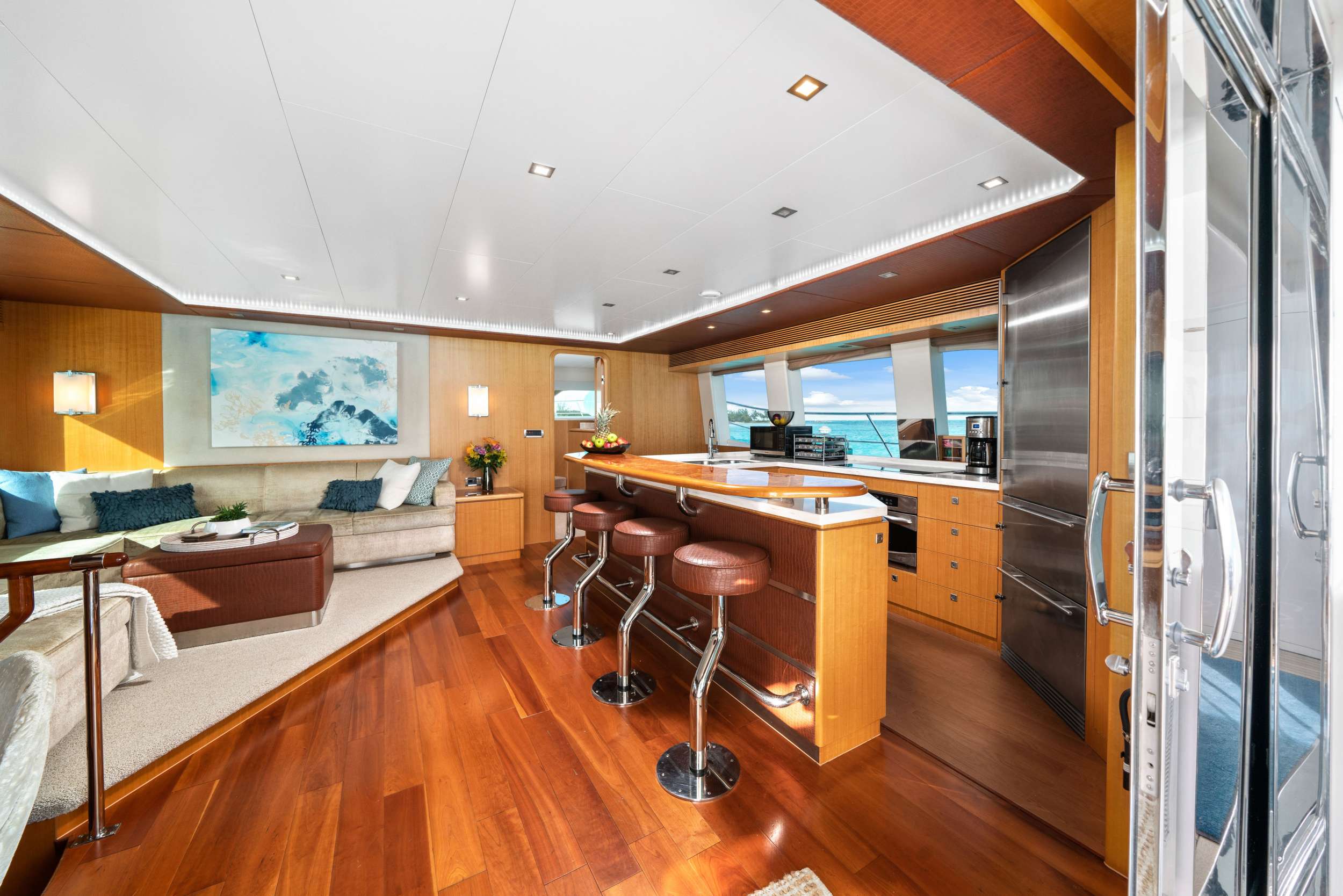 302 Motor Catamaran INDIGO Main Salon.jpg