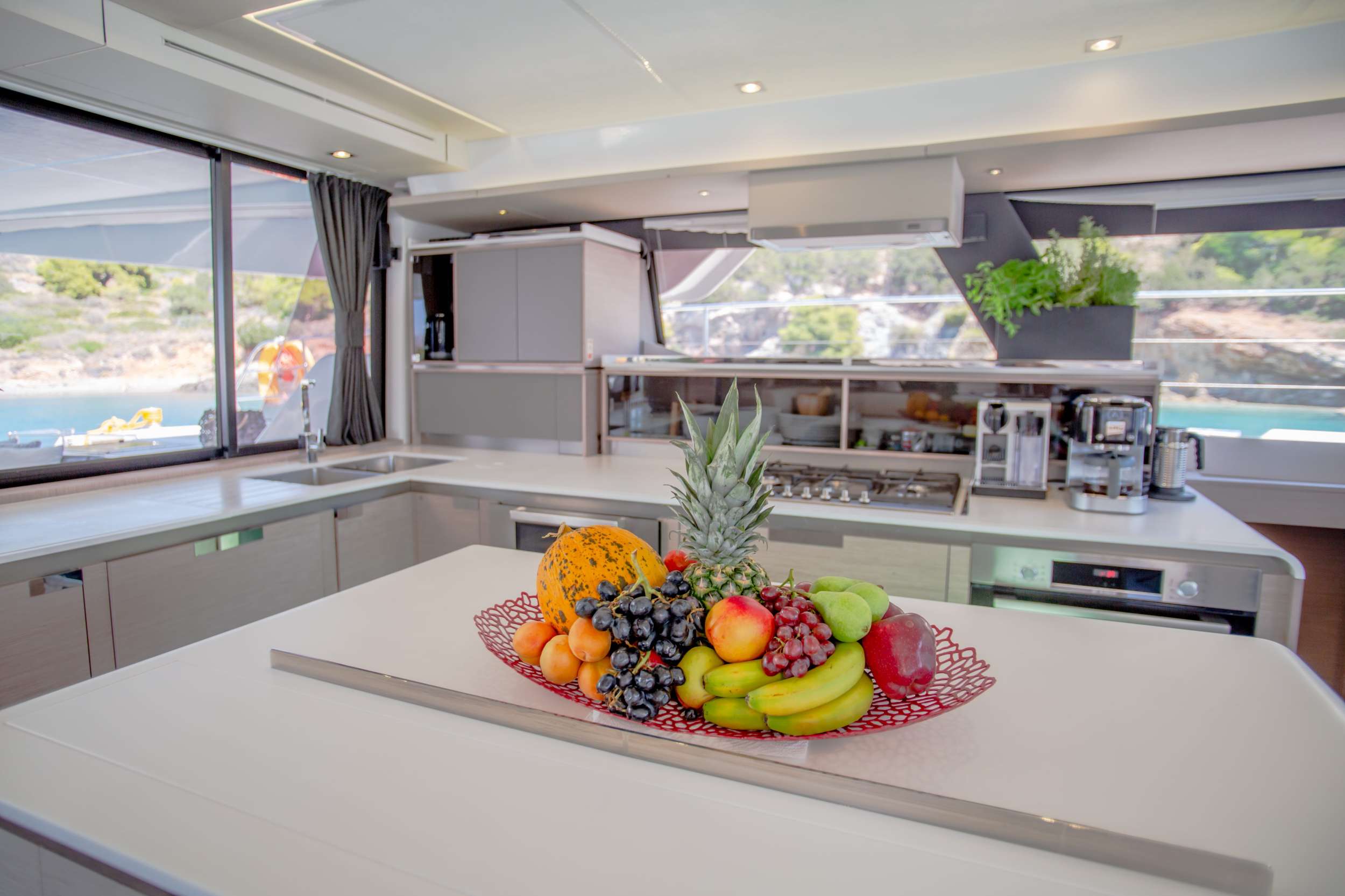 302 Open galley in the main salon.jpg