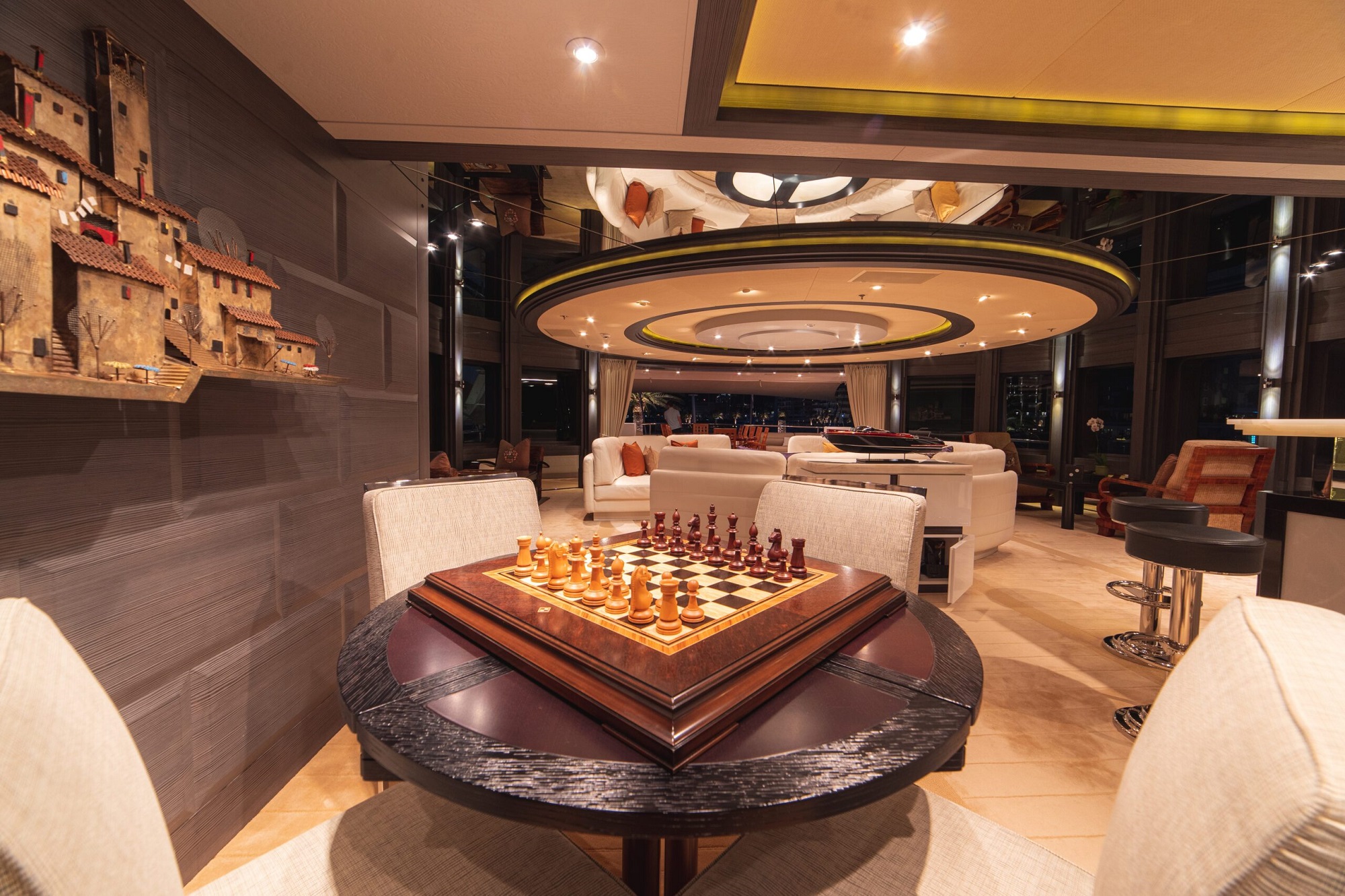 302 Sky lounge a.jpg
