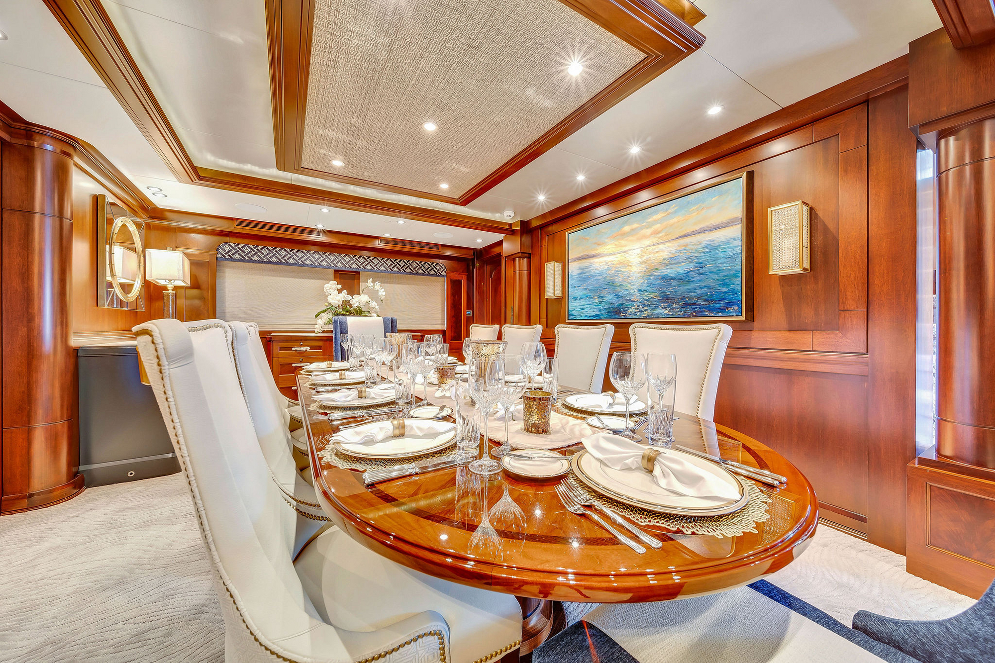 303 Dining room.jpg