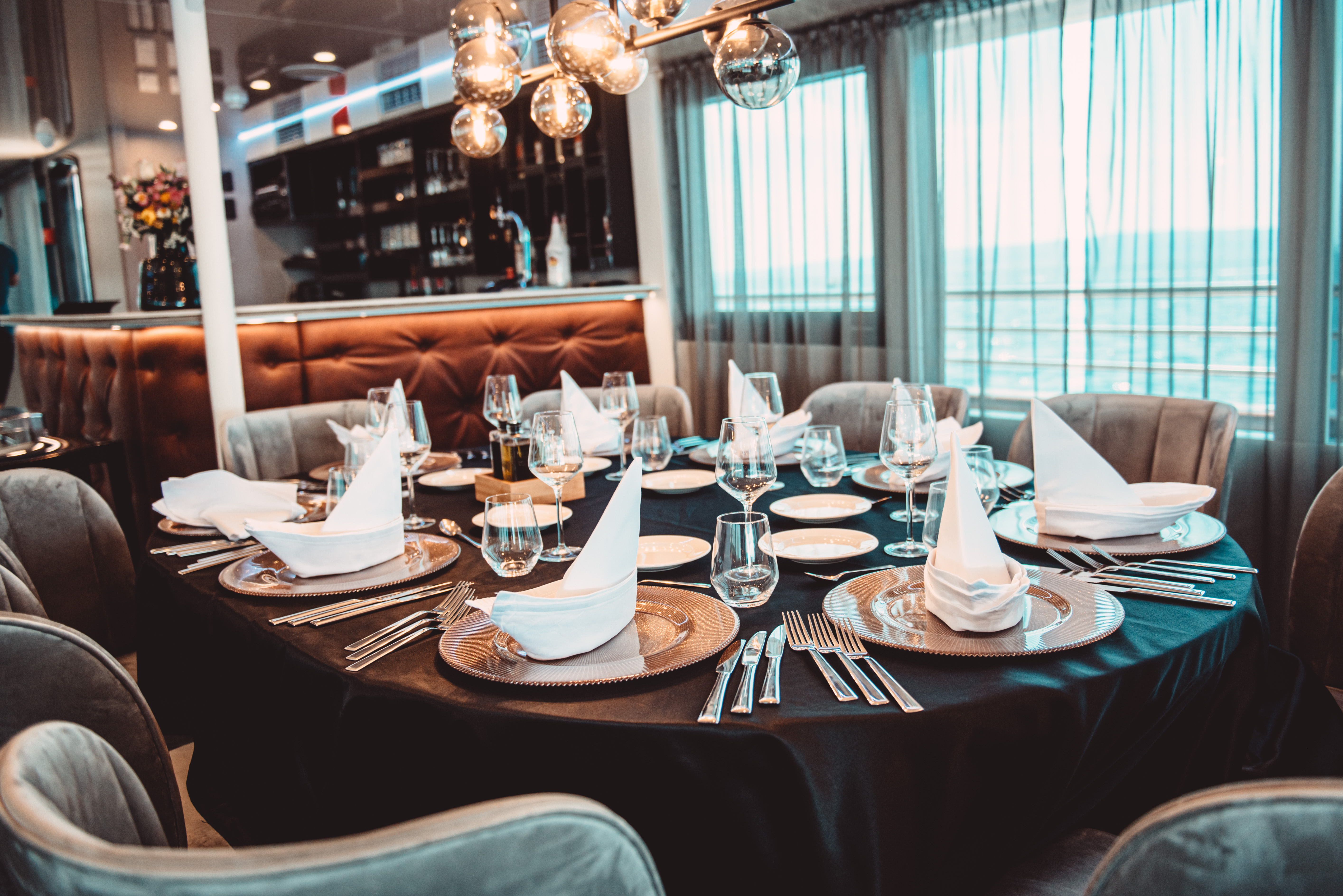 303 Luxury dining.jpg