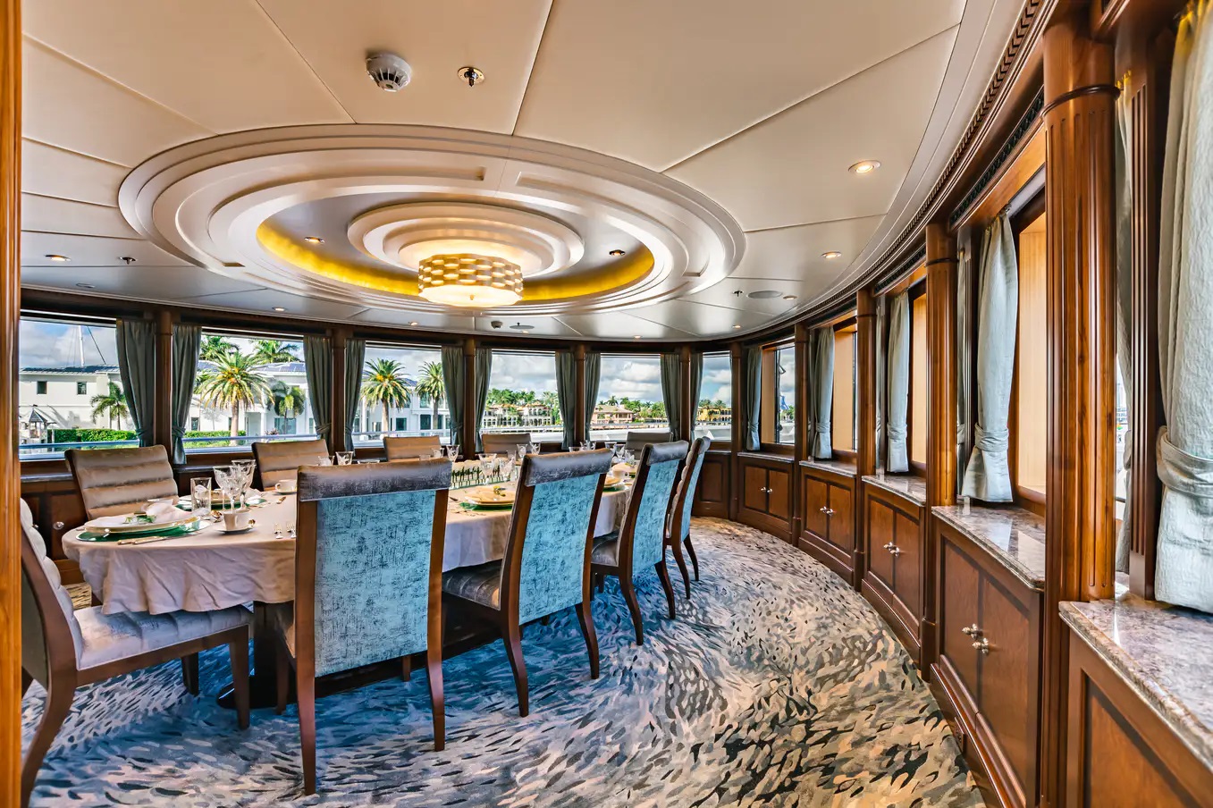 303 Main deck formal dining.jpg