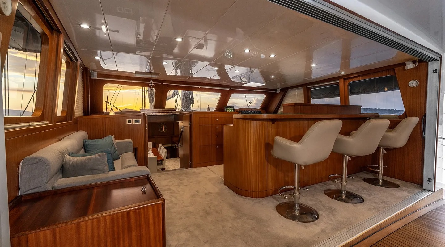 304 Pilot house bar.jpg