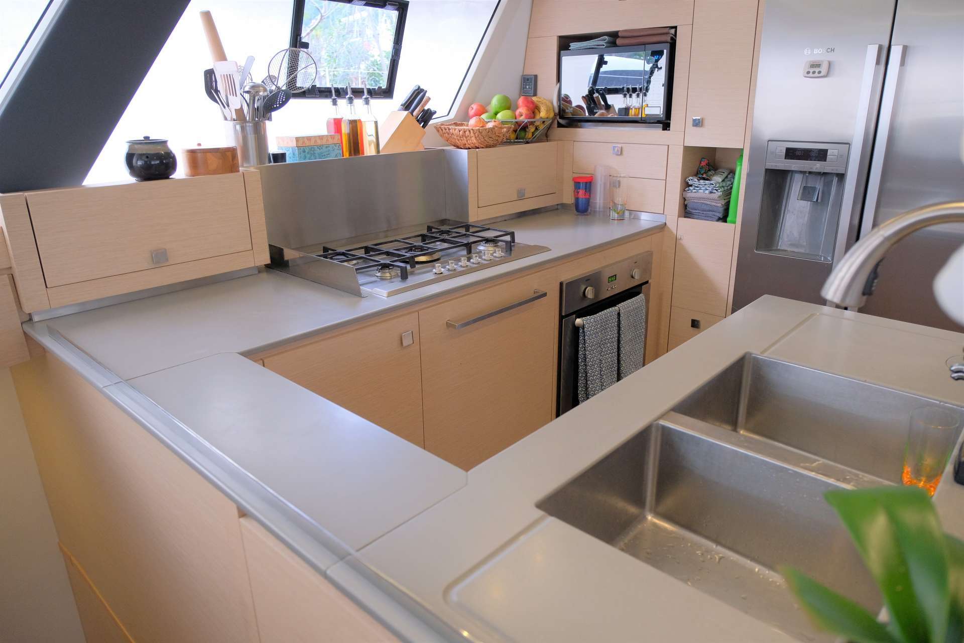 304 Sailing Catamaran PORT TO VINO  Galley.jpg