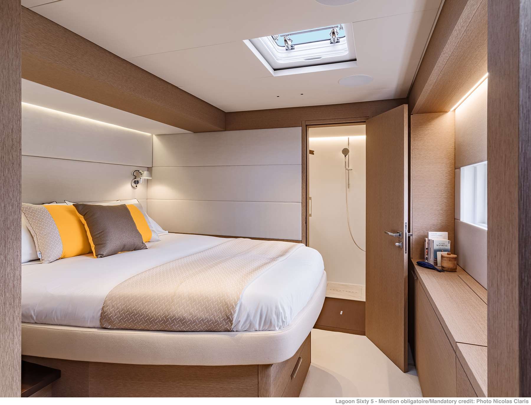 307 Sailing Catamaran AURA Starboard Forward Cabin.jpg