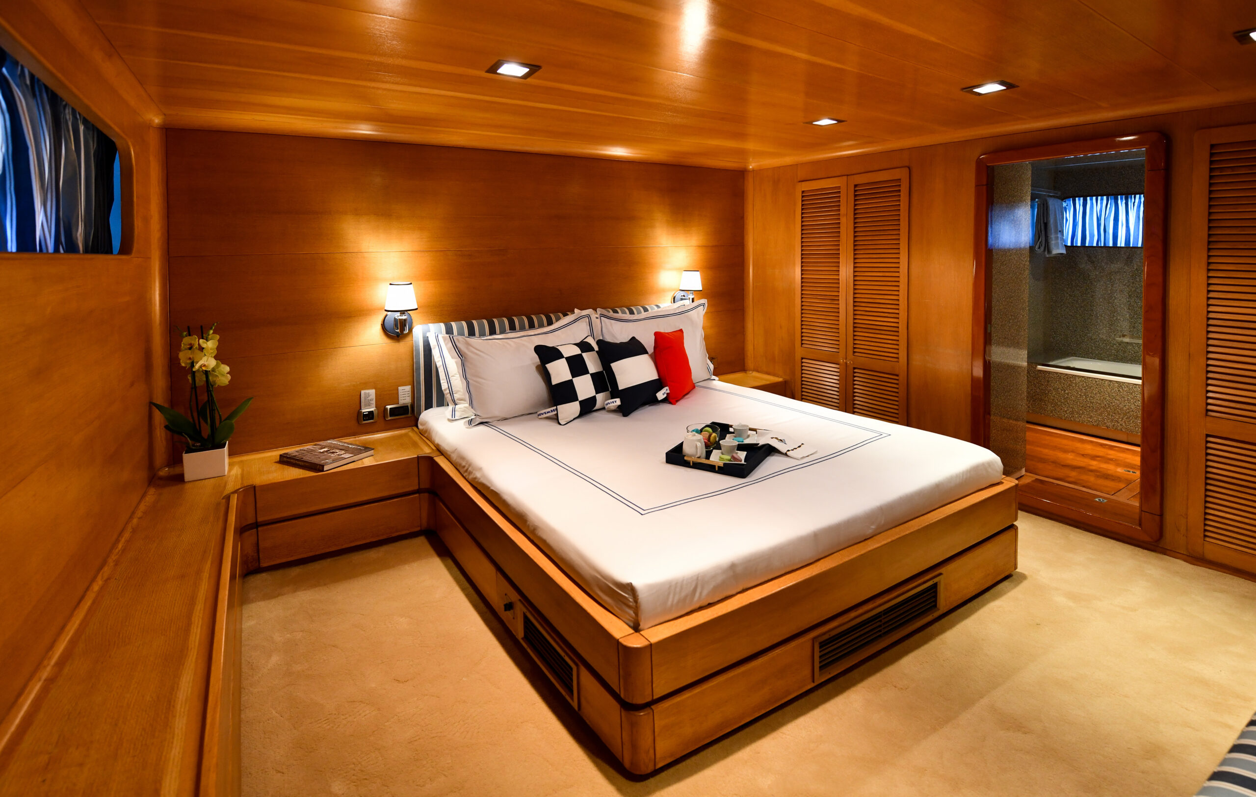 307 VIP Suite.jpg