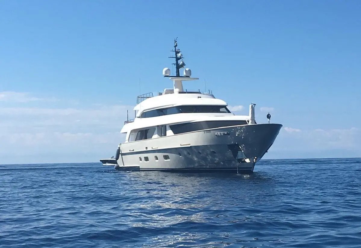 34m Motor yacht MY WAY by Sanlorenzo.jpg