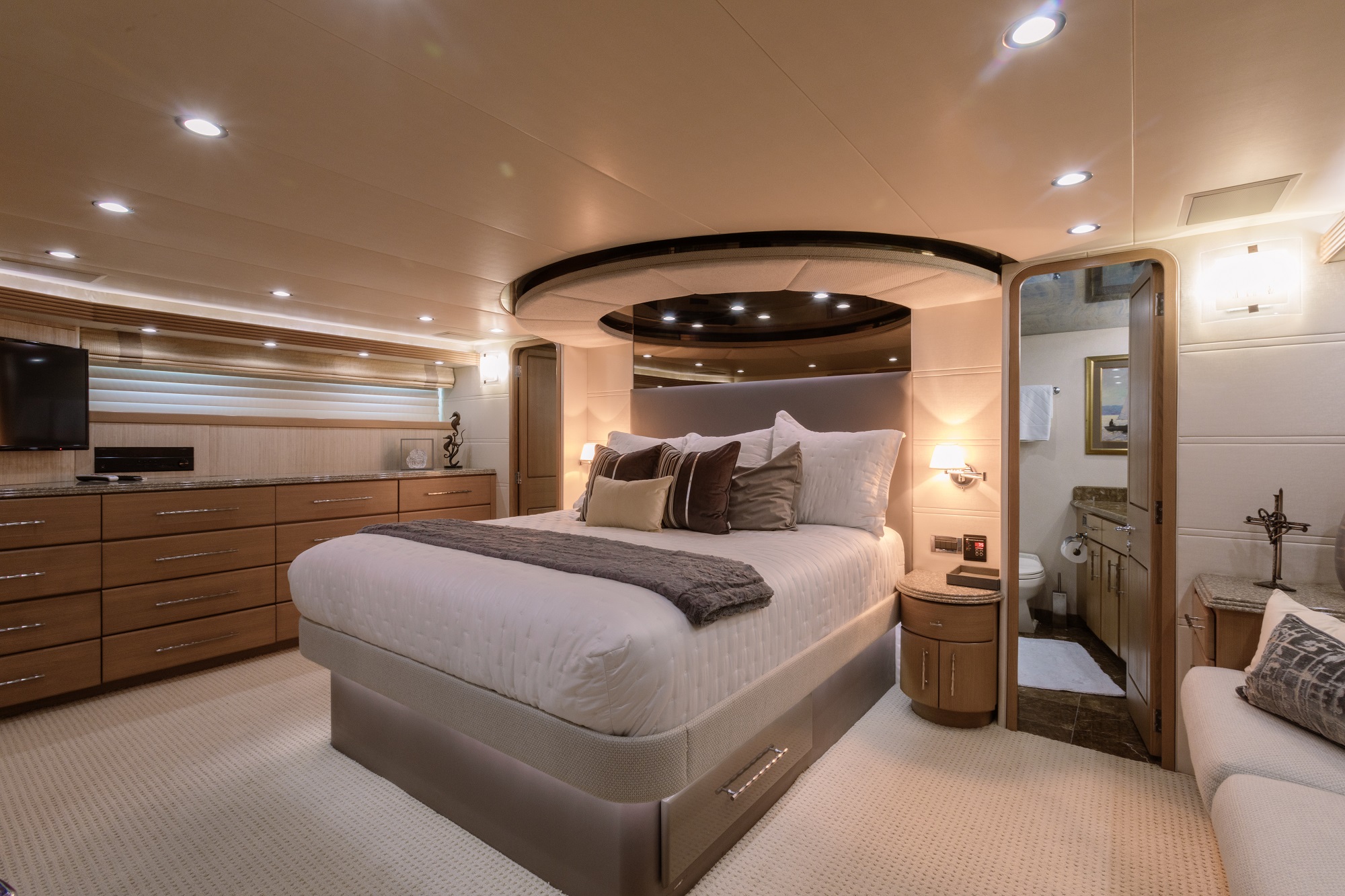 4..1 Master suite.jpg