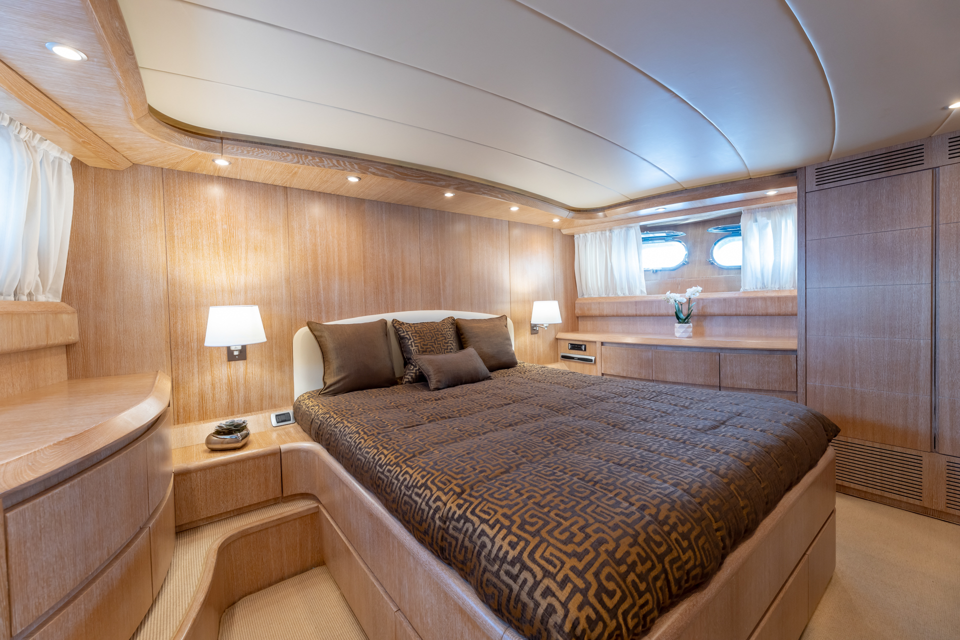 4.2 Second master suite.jpg