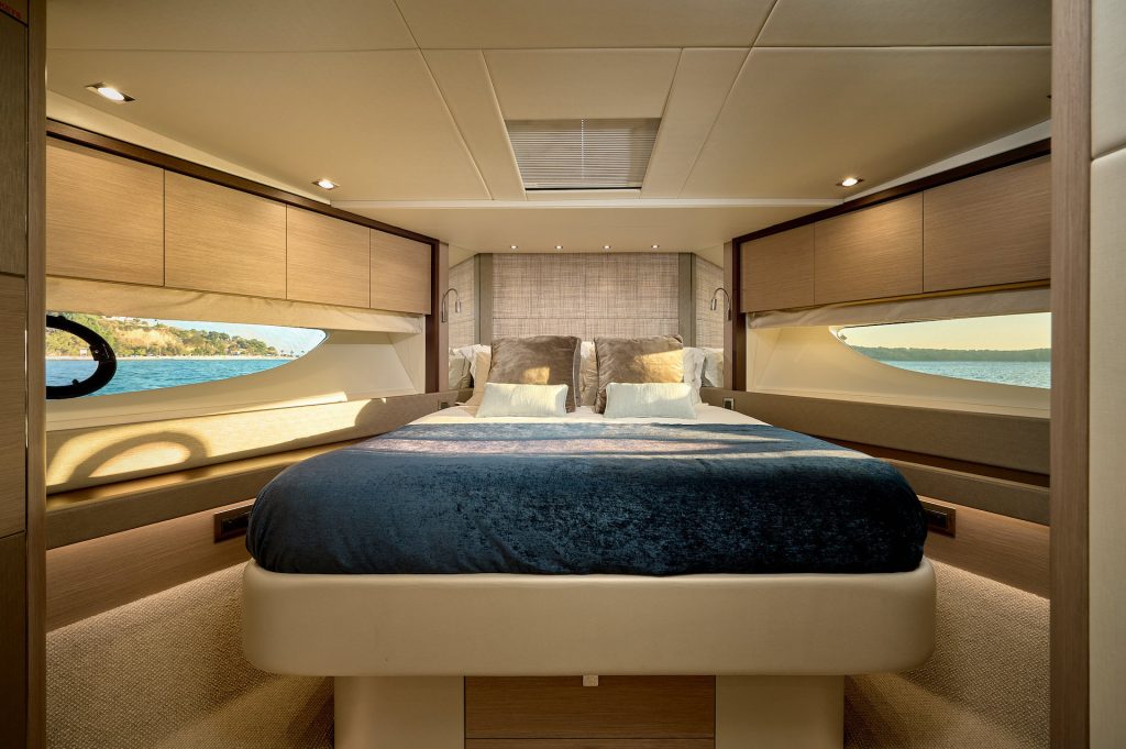 4.4 Bow guest suite.jpg