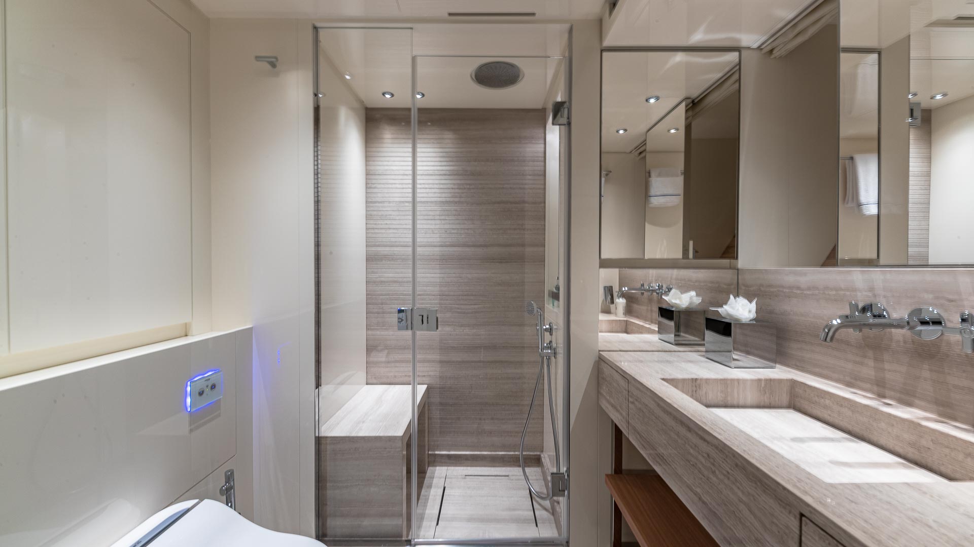 4.4 Master ensuite.jpg