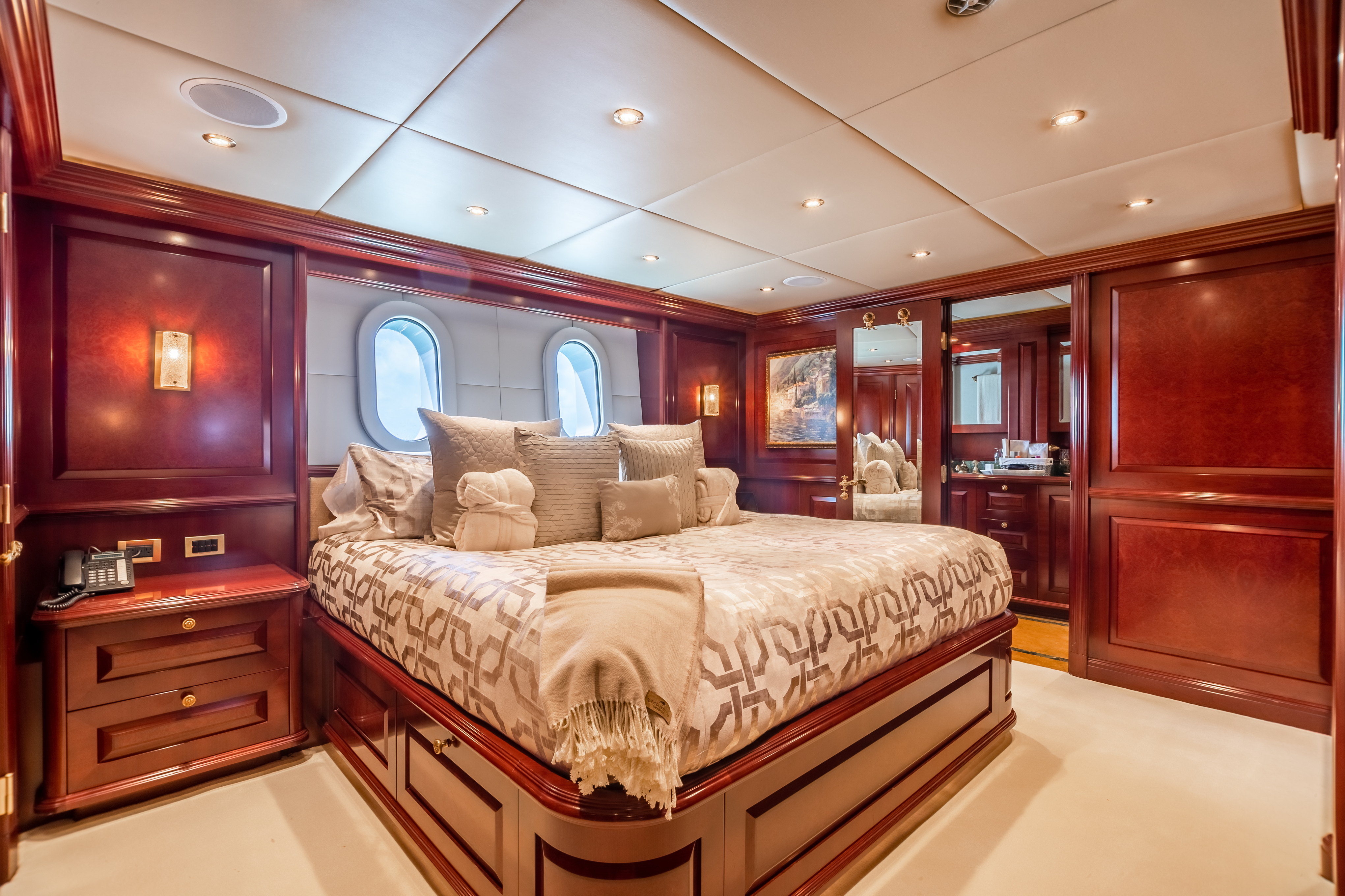 4.4 VIP stateroom.jpg