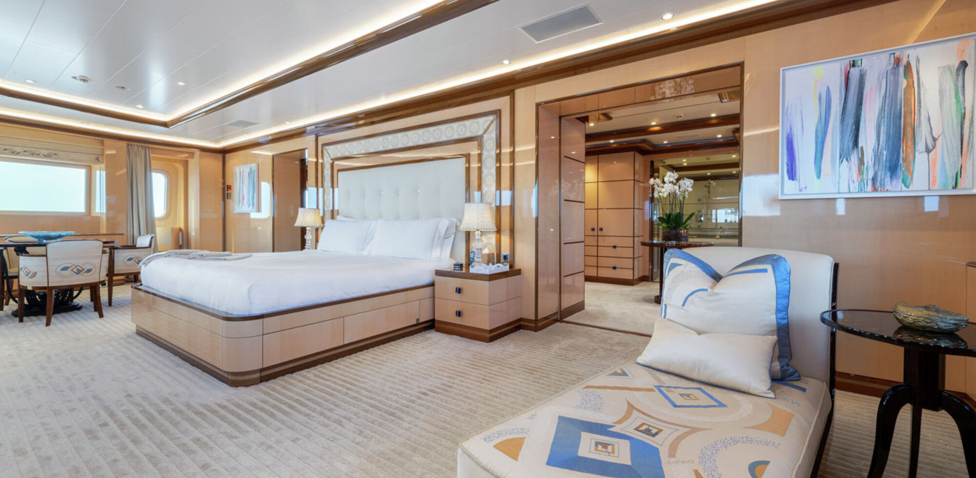 402 Bridge deck owner's suite.jpg
