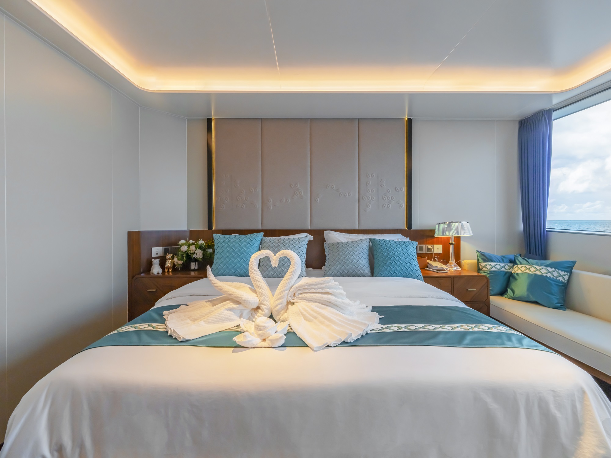 402 Junior suite.jpg