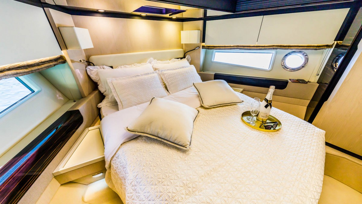 402 VIP cabin.jpg